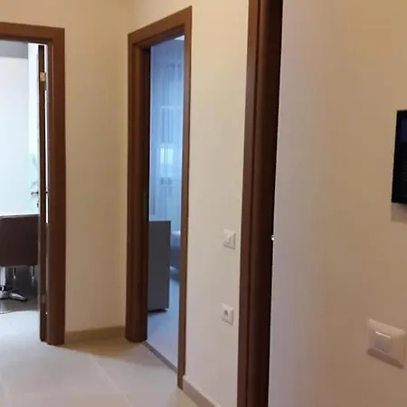 Apartment Apartament Iulia *